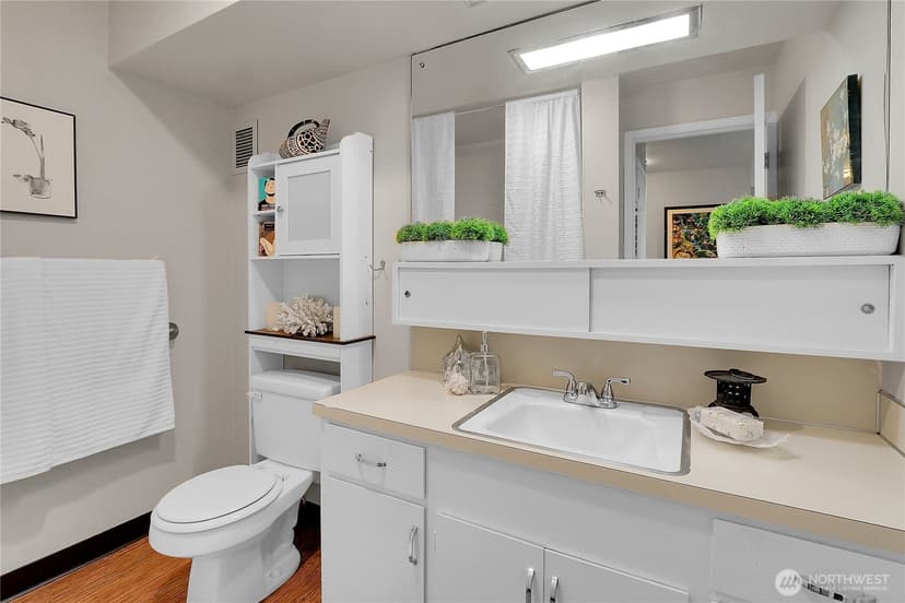 Property photo for 2040 43rd Avenue E #215, Seattle photo 12