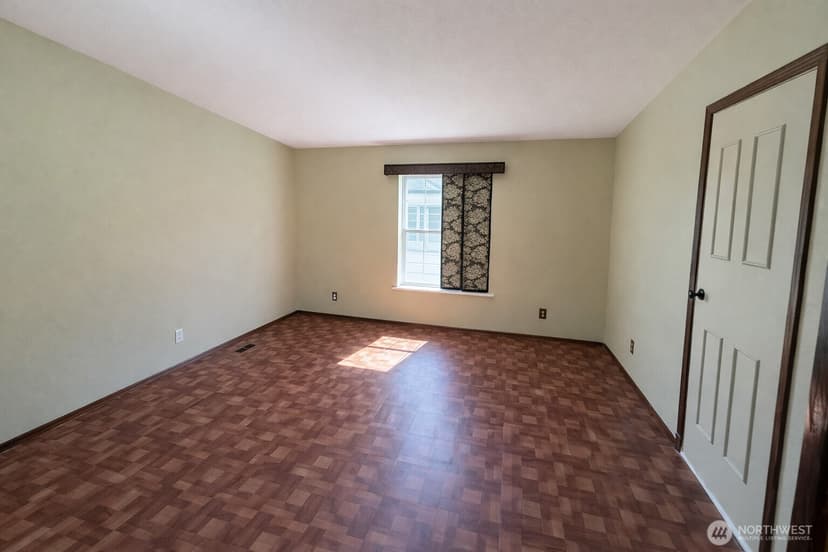 Property photo for 759 Park Avenue NE, Ocean Shores photo 13