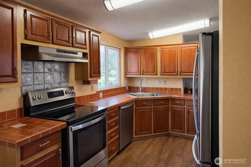 Property photo for 759 Park Avenue NE, Ocean Shores photo 7
