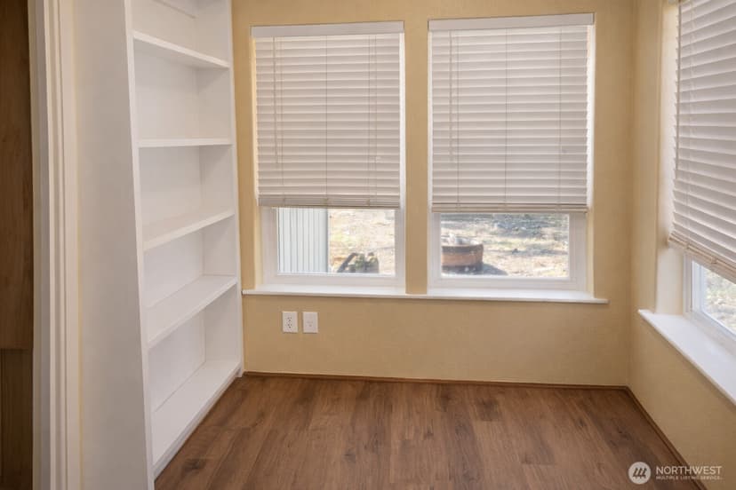 Property photo for 759 Park Avenue NE, Ocean Shores photo 9