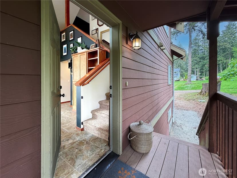 Property photo for 97 B Port Gardner Drive, Hat Island photo 5