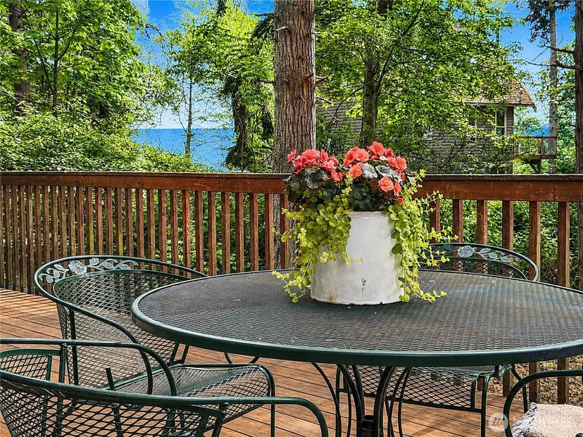 Property photo for 97 B Port Gardner Drive, Hat Island photo 9