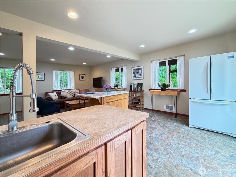 Property photo for 97 B Port Gardner Drive, Hat Island photo 26