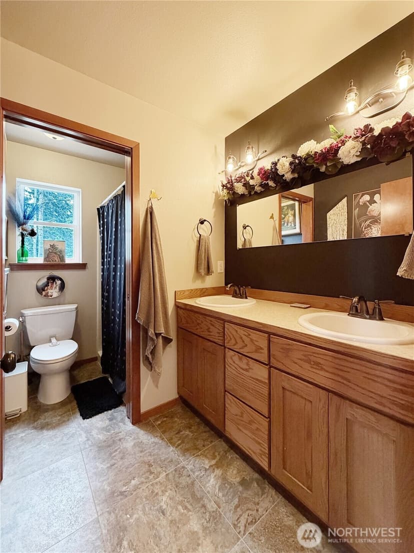 Property photo for 97 B Port Gardner Drive, Hat Island photo 18