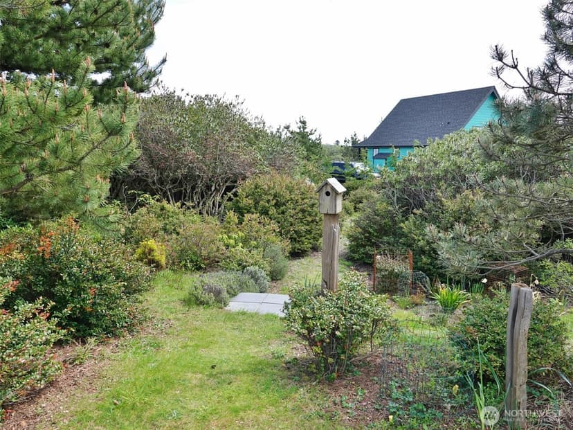 Property photo for 1056 1057 Greenview Avenue SW, Ocean Shores photo 16