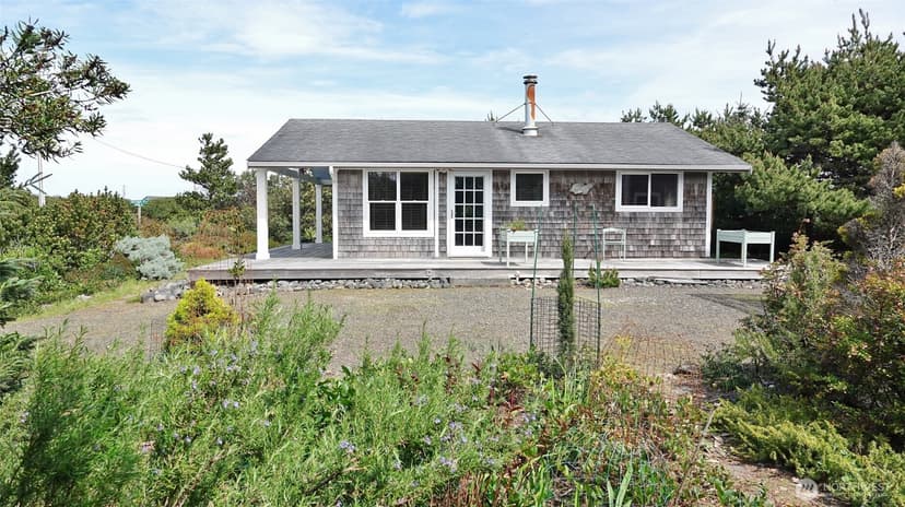 Property photo for 1056 1057 Greenview Avenue SW, Ocean Shores photo 11