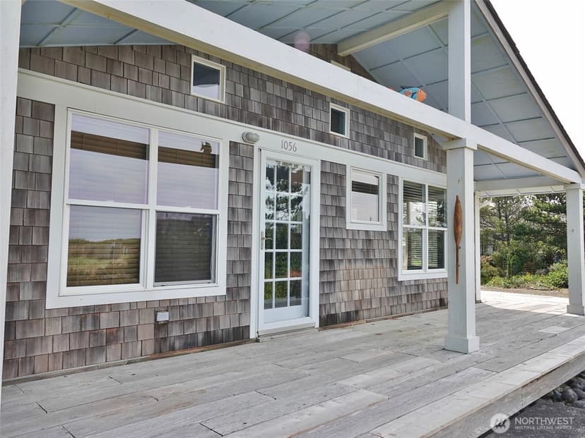 Property photo for 1056 1057 Greenview Avenue SW, Ocean Shores photo 7
