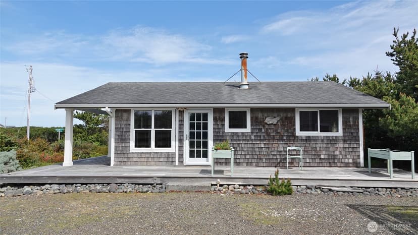 Property photo for 1056 1057 Greenview Avenue SW, Ocean Shores photo 10