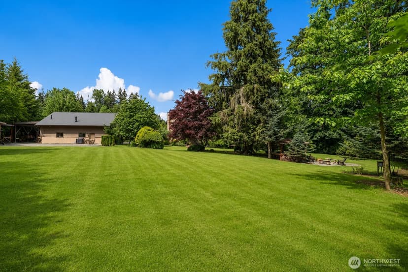 Property photo for 17215 NE 195th Street, Woodinville photo 8