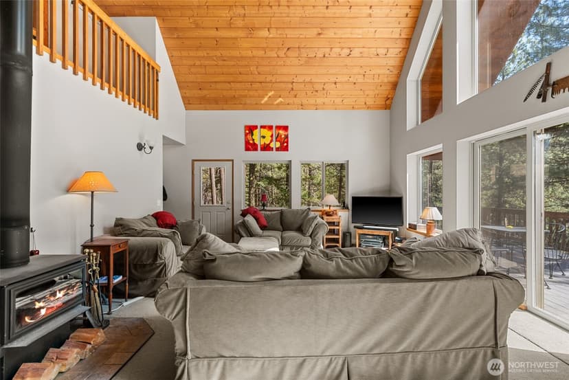 Property photo for 11090 Eagle Creek Road, Leavenworth photo 5