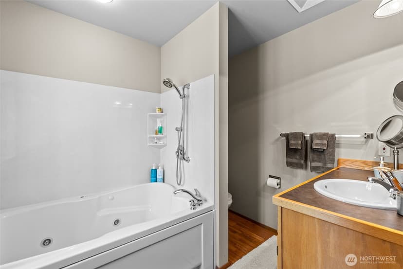 Property photo for 11090 Eagle Creek Road, Leavenworth photo 18