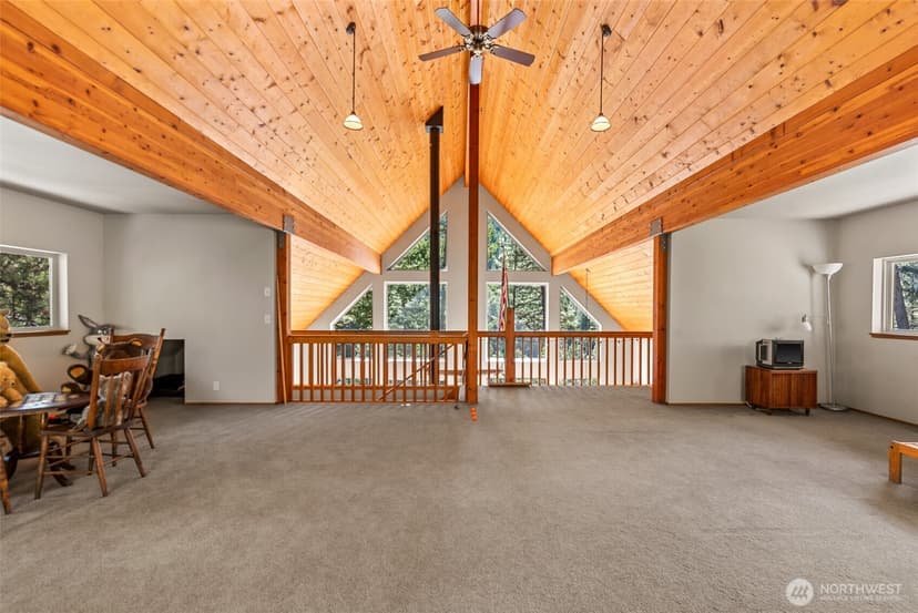Property photo for 11090 Eagle Creek Road, Leavenworth photo 10