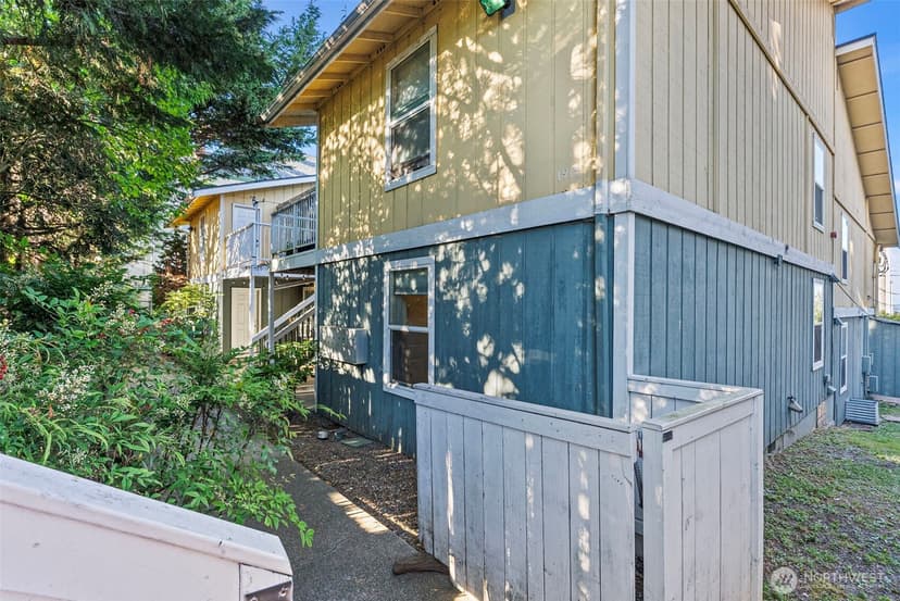 Property photo for 1919 S I Street #2, Tacoma photo 12