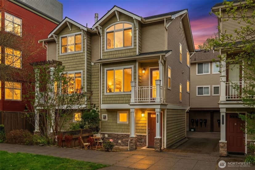 Property photo for 6522 5th Avenue NE, Seattle photo 3