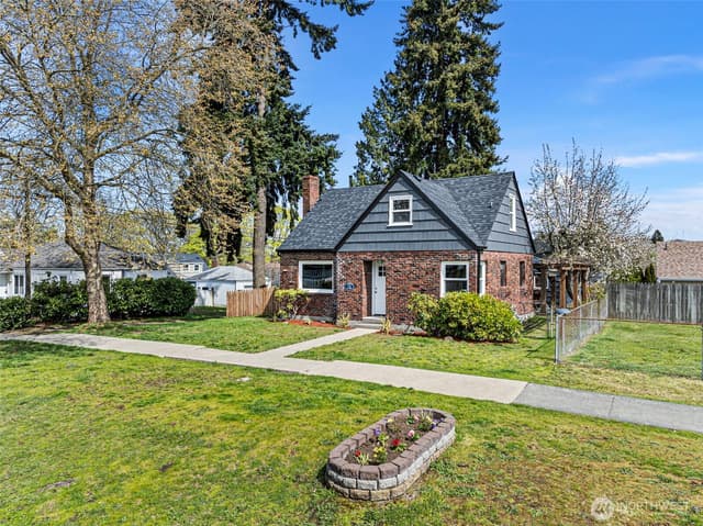 Property photo for 2709 N Mason Avenue, Tacoma photo 2