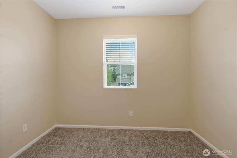 Property photo for 6702 Udall Place SE, Auburn photo 18