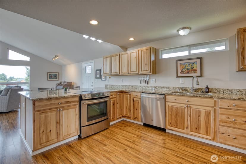 Property photo for 154 S Razor Clam Drive SW, Ocean Shores photo 9