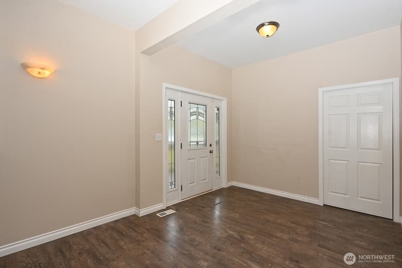Property photo for 6522 Steilacoom Boulevard SW, Lakewood photo 9