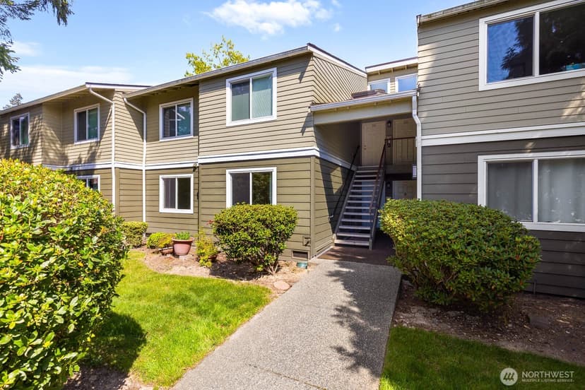 Property photo for 820 Cady Road #F105, Everett