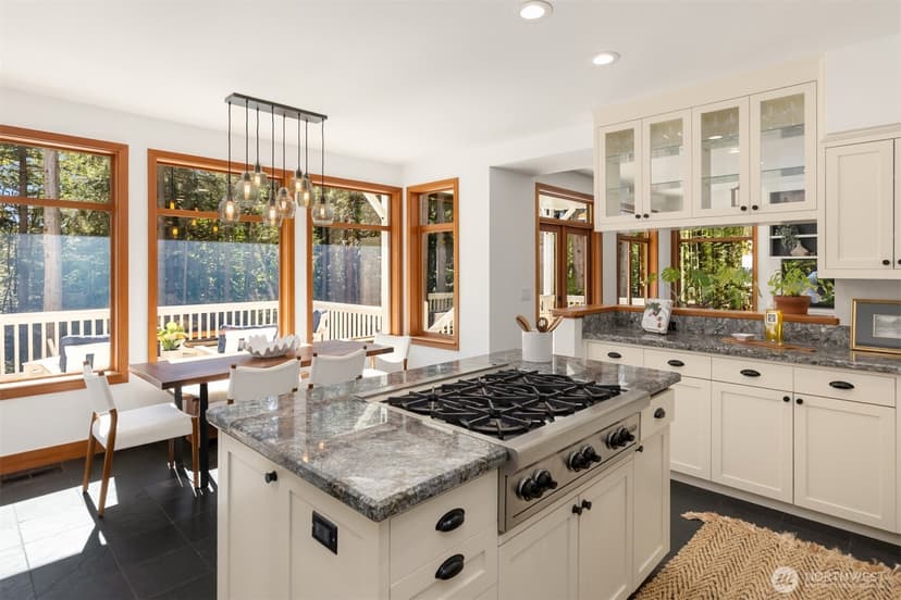 Property photo for 6518 NE Justin Court, Bainbridge Island photo 8