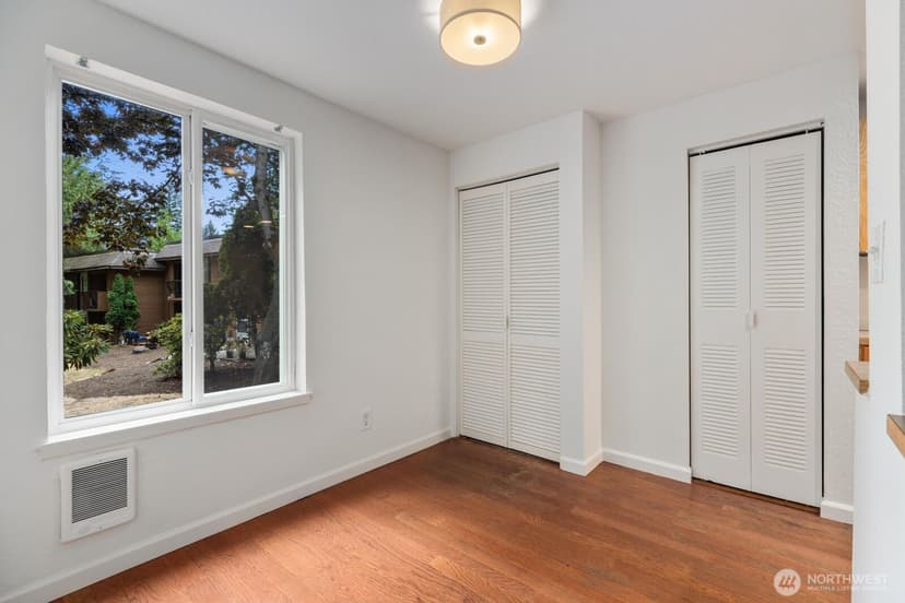 Property photo for 7307 224th Street SW #D5, Edmonds photo 14