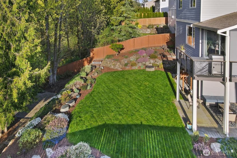 Property photo for 4720 NE 25th Street, Renton photo 38