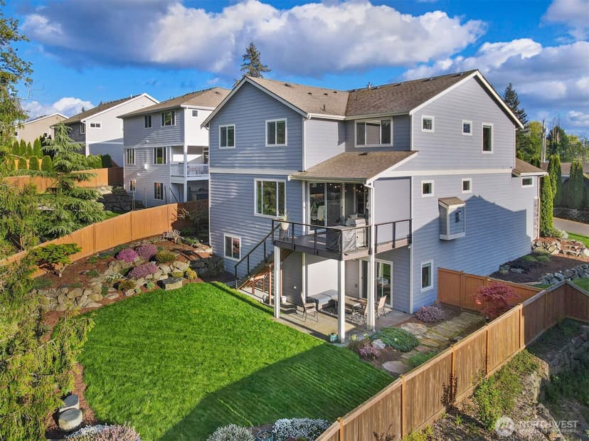 Property photo for 4720 NE 25th Street, Renton photo 39