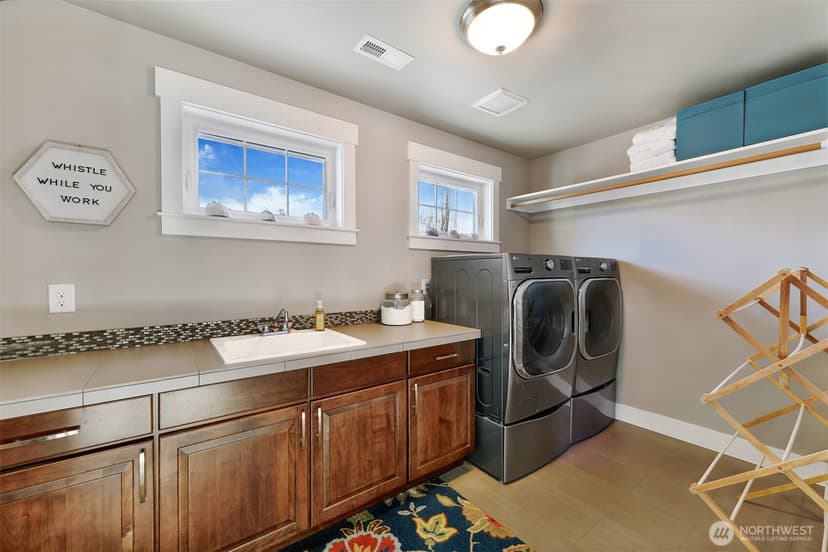 Property photo for 4720 NE 25th Street, Renton photo 29