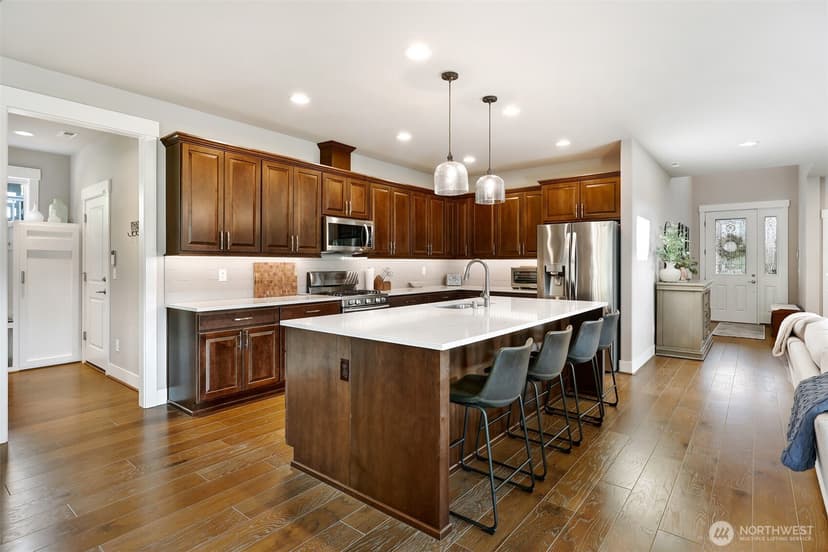 Property photo for 4720 NE 25th Street, Renton photo 11