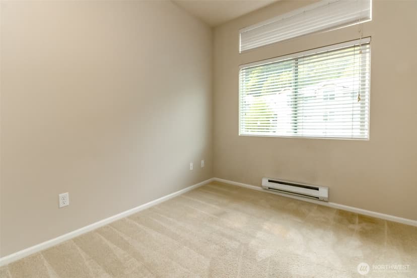 Property photo for 21230 40th Way S #E, SeaTac photo 13