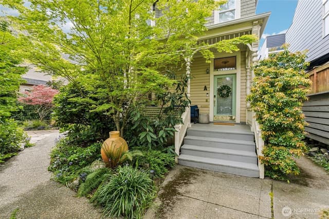 Property photo for 917 18th Avenue #A, Seattle