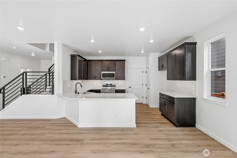 Property photo for 10404 6th Place SE #SW 21, Lake Stevens photo 6