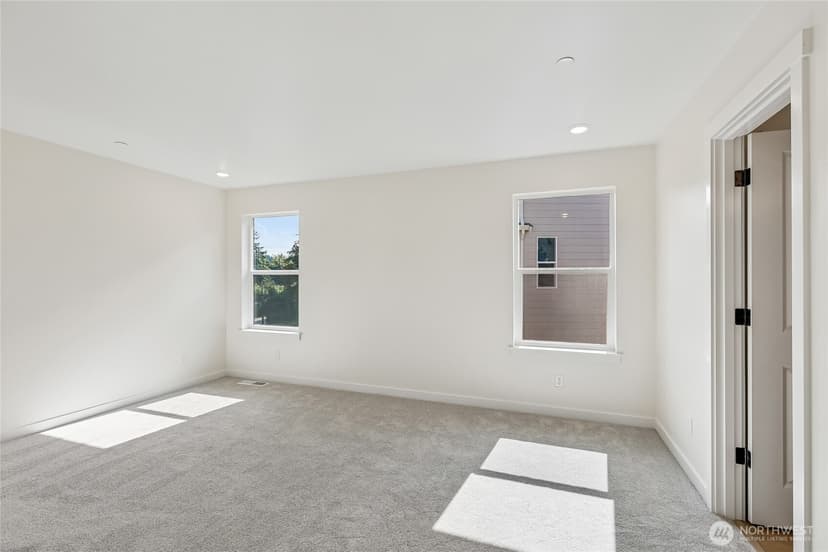 Property photo for 10404 6th Place SE #SW 21, Lake Stevens photo 24