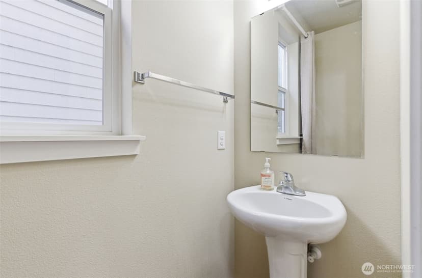 Property photo for 1569 NE Fontaine Way, Poulsbo photo 14