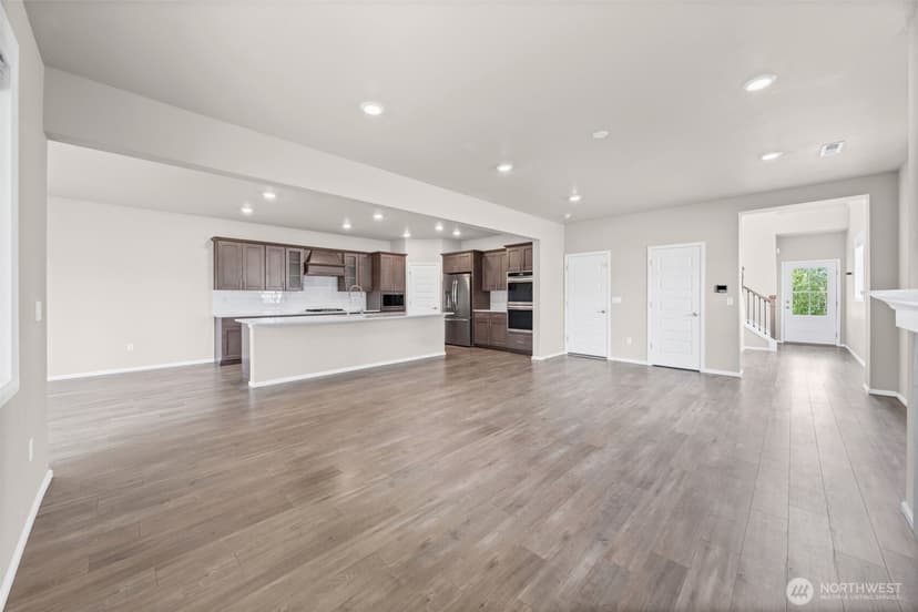 Property photo for 15025 Olympic Loop E, Bonney Lake photo 9