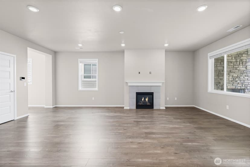 Property photo for 15025 Olympic Loop E, Bonney Lake photo 11