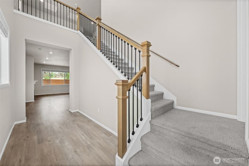 Property photo for 15025 Olympic Loop E, Bonney Lake photo 6