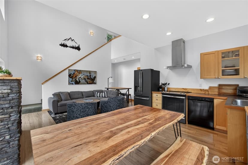 Property photo for 23119 Lake Wenatchee Hwy, Leavenworth photo 12