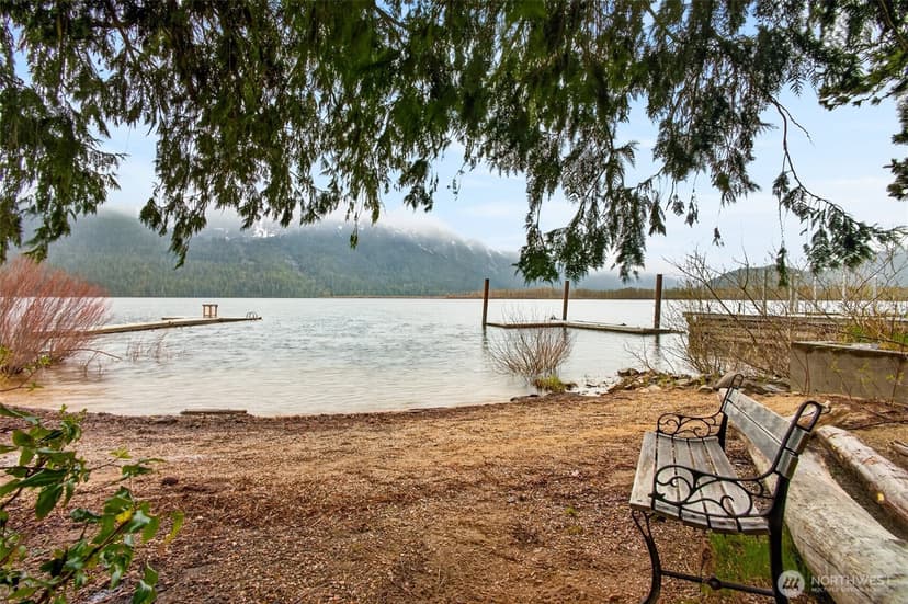 Property photo for 23119 Lake Wenatchee Hwy, Leavenworth photo 28