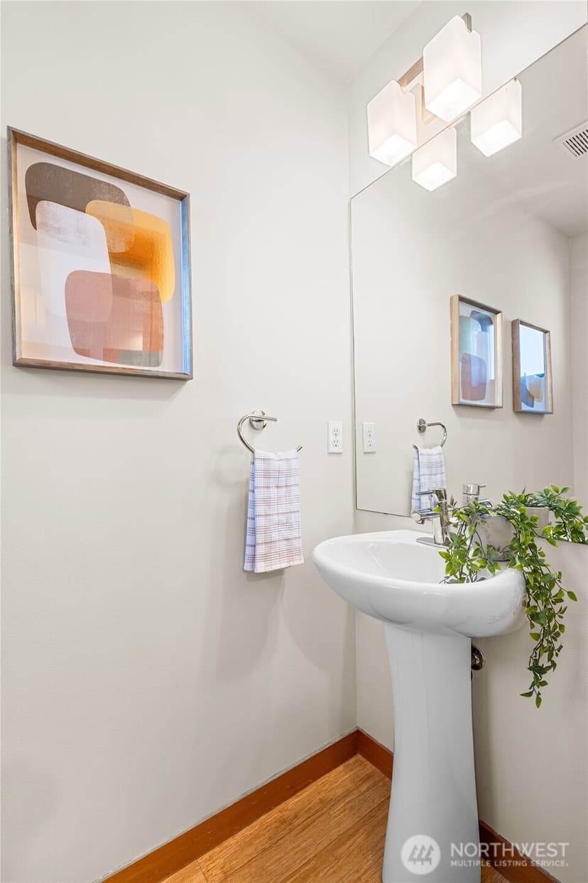 Property photo for 5232 California Avenue SW #C, Seattle photo 20