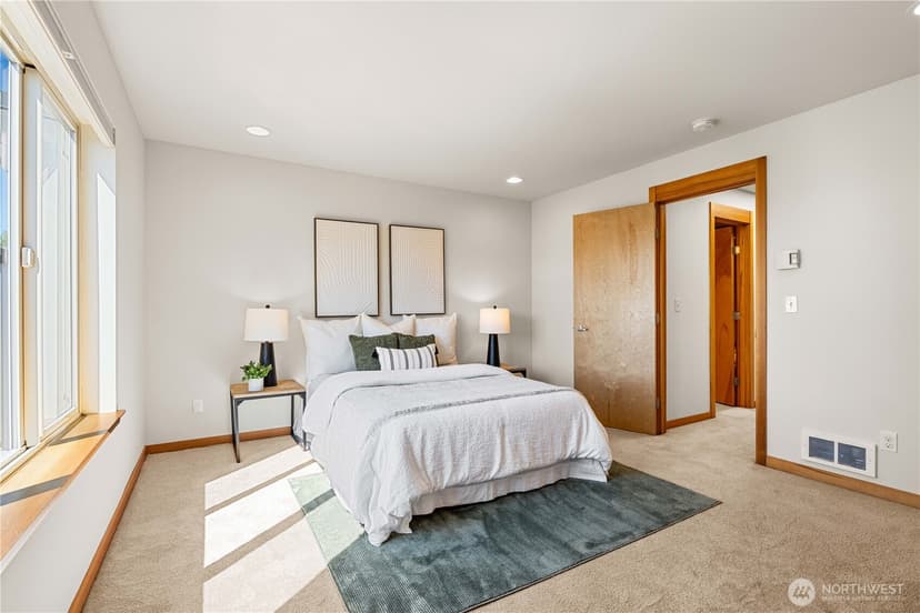 Property photo for 5232 California Avenue SW #C, Seattle photo 26
