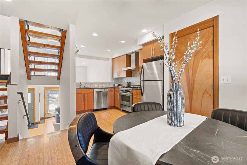 Property photo for 5232 California Avenue SW #C, Seattle photo 15