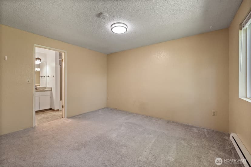Property photo for 3207 45th Avenue NE, Tacoma photo 20