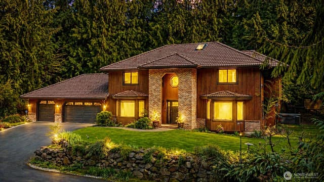 Property photo for 19308 224th Court NE, Woodinville photo 2