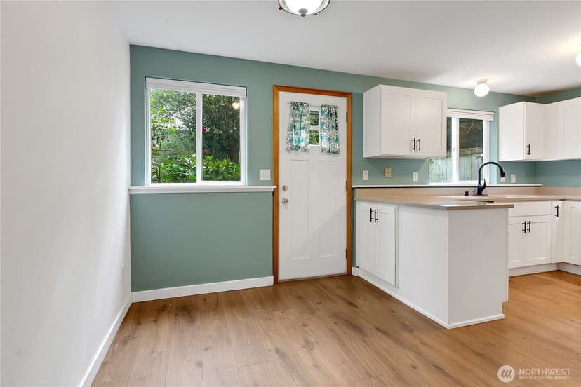 Property photo for 5721 99th Street Ct E, Puyallup photo 6