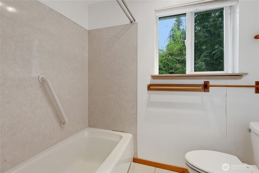 Property photo for 5721 99th Street Ct E, Puyallup photo 16