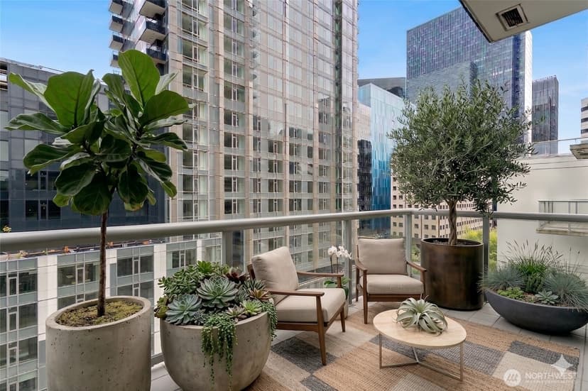 Property photo for 588 Bell Street #801s, Seattle photo 9