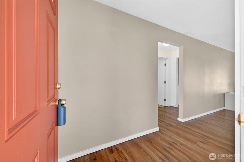 Property photo for 27 crescent Circle SW, Lakewood photo 30