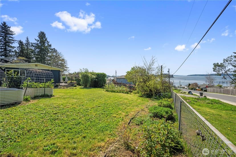 Property photo for 4208 78th Place NW, Tulalip photo 28
