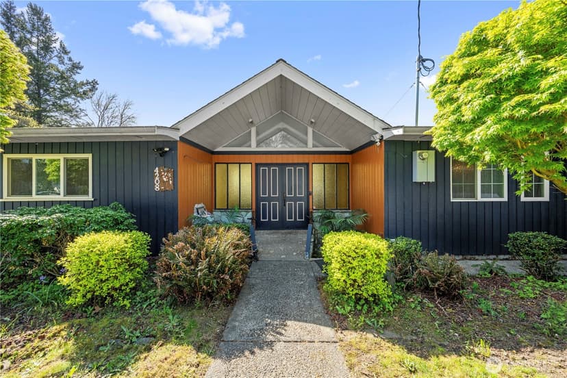 Property photo for 4208 78th Place NW, Tulalip